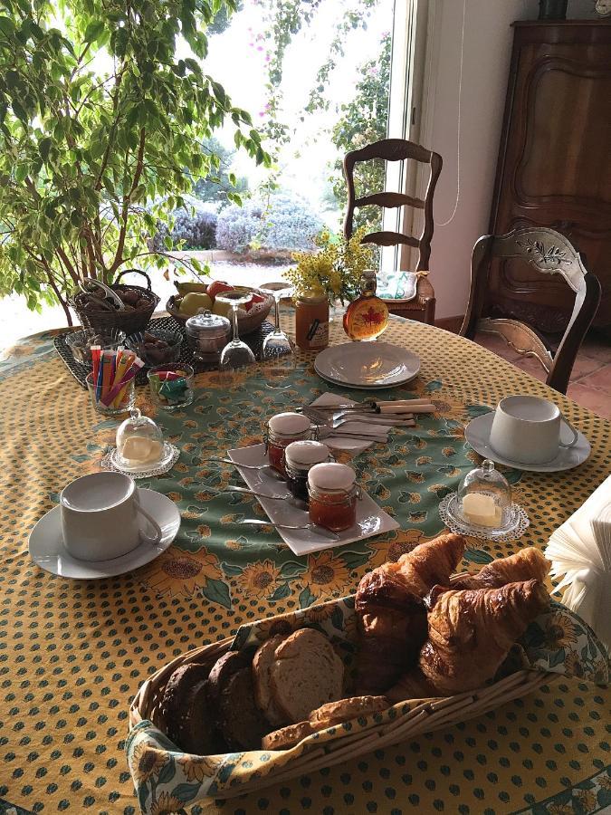 Les Bruyeres Acomodação com café da manhã Saint-Mandrier-sur-Mer Exterior foto