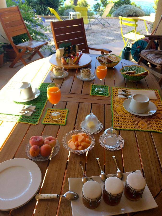 Les Bruyeres Acomodação com café da manhã Saint-Mandrier-sur-Mer Exterior foto